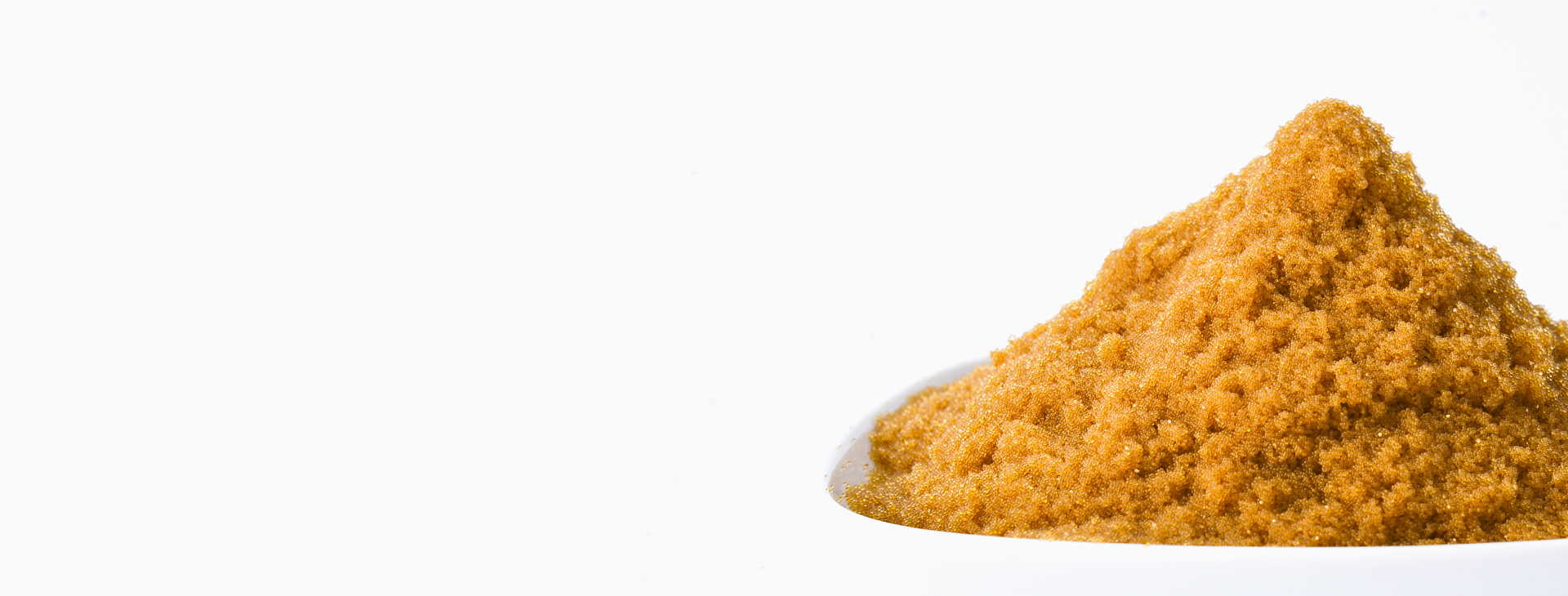 <h4>德國(guó)原裝高性能均粒樹(shù)脂<br></h4>
<p>通過(guò)離子交換技術(shù)，有效吸附水體中鈣、鎂離子，降低原水硬度，起到軟化水質(zhì)的效果。</p>