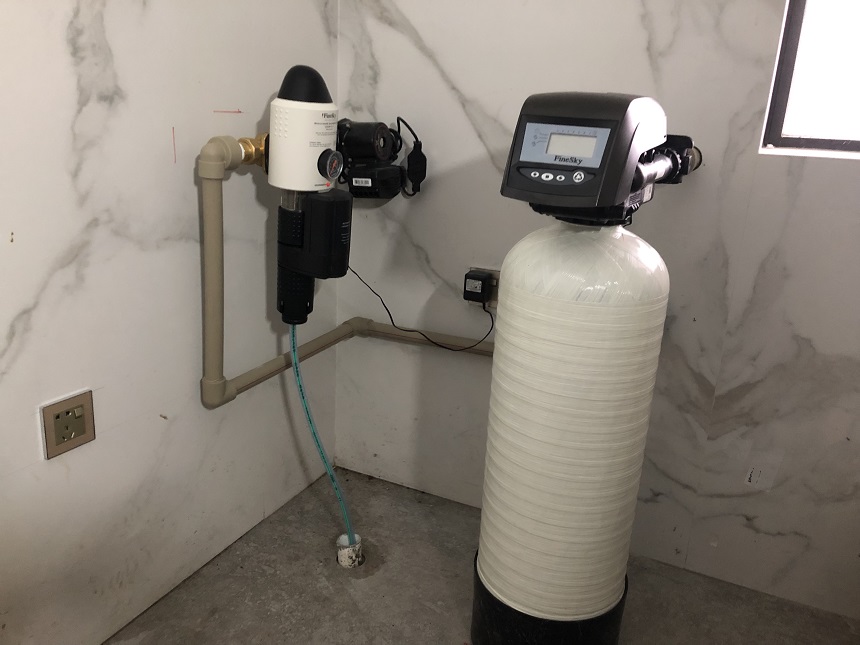 ?深圳幸福里客戶安裝前置過(guò)濾器+中央凈水器案例(圖1) 微信圖片_20220114152601.jpg